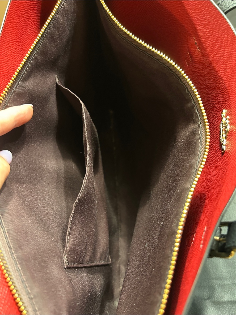 Coach Black Leather Tote with Gold Logo and Tag - Picture 5 of 17